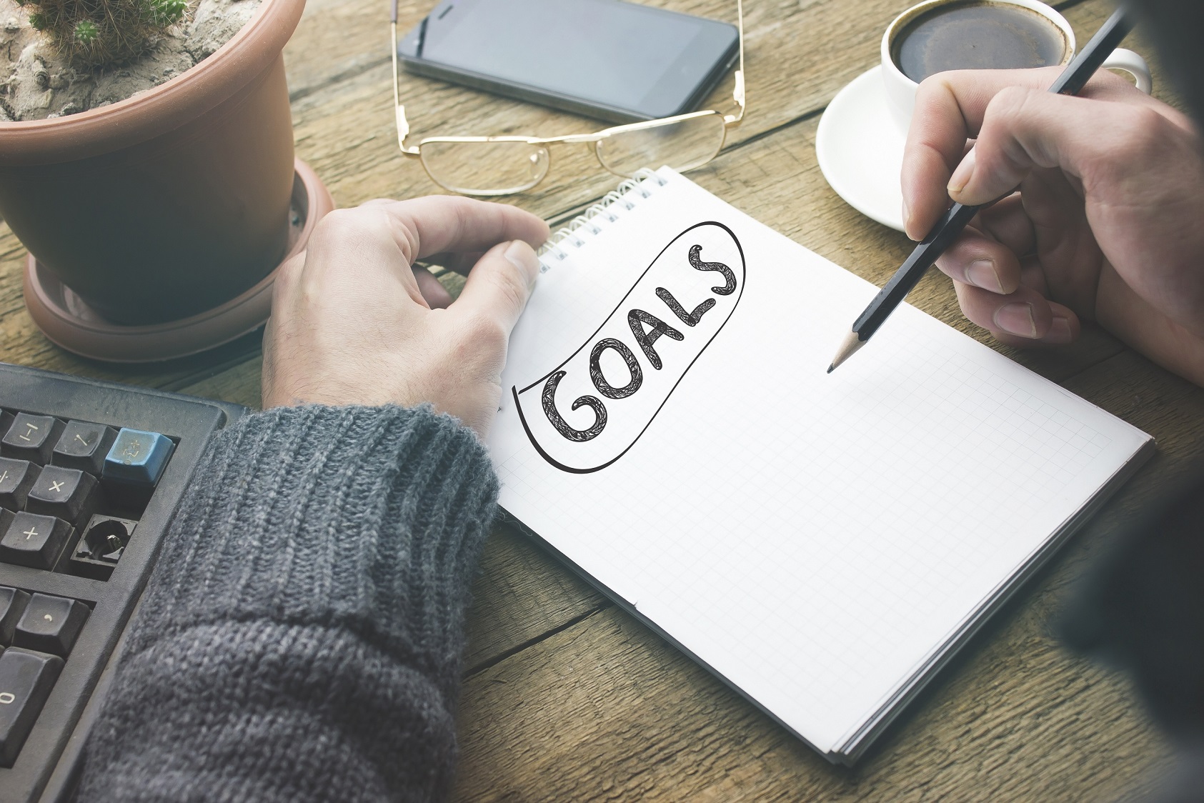 writing a list of goals